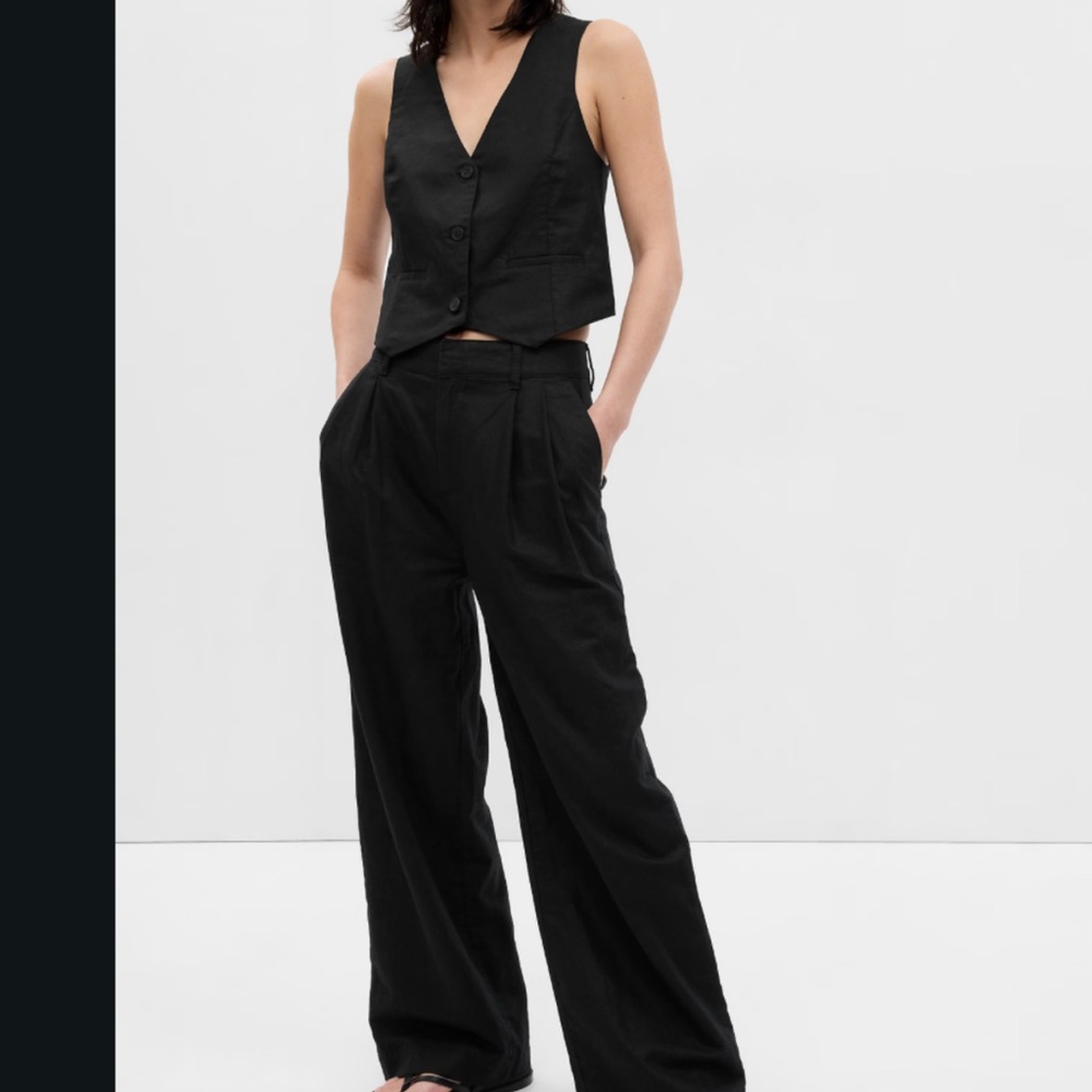 GAP Women's Black Pleated Wide Leg Linen Pants